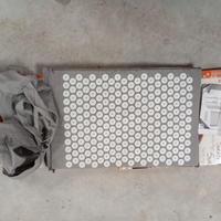 Tappetino e cuscino  per agopressione