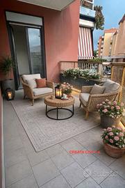 Appartamento con veranda e box zona centrale