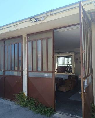 Immobile di 175 m² a None