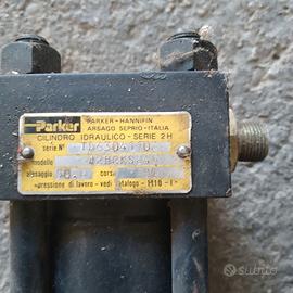 CILINDRI IDRAULICI
