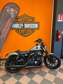 Harley-Davidson Sportster 883 Iron