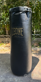 Sacco da boxe Leone 1947 30 kg con catene