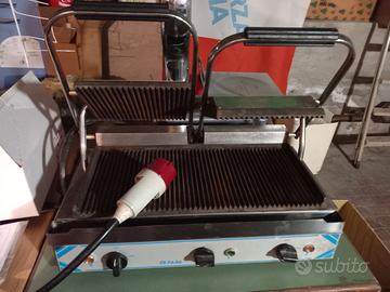 Piastra doppia per panini caldi