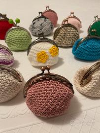 Porta monete artigianili realizzati ad uncinetto