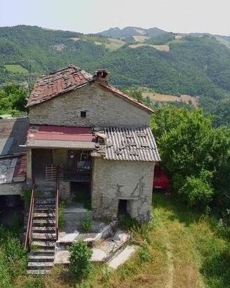 Rustico / Casale di 139 m² con 4 locali e box auto
