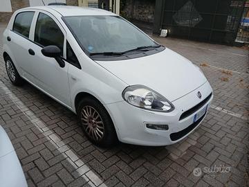 fiat punto 57 kw  befuel benzina/gpl  del 2018 