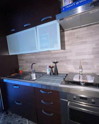 CUCINA MARRONE SMONTABILE + frigo e freezer