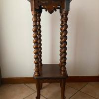 Colonnina in legno massiccio