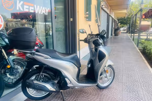 HONDA SH 150 TUTTO INCLUSO ANCHE PASSAGGIO! MINI