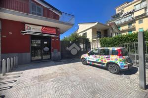 NEGOZIO A SANT'ANTIMO