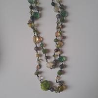 collana con filo d 'argento brunito e pietre dure