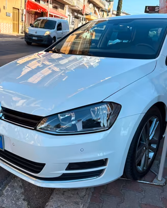 Volkswagen Golf 1.6 TDI 110 CV 5p. Highline BlueMo