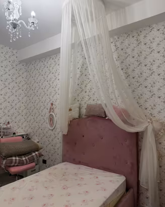 Letto contenitore tapezzato