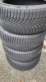 4 gomme neve Nexen 2 225/40 R18 92V usate 2 stagio