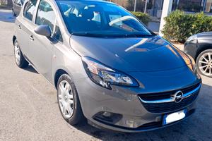 Opel Corsa diesel pari al nuovo.