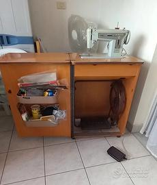 macchina da cucire Singer anni 60
