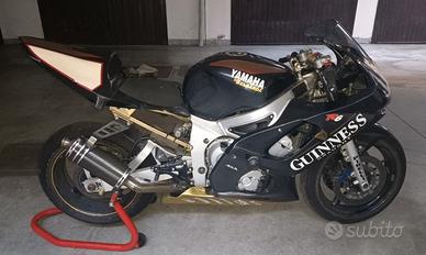 Yamaha r6 del 2001 