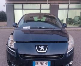 Peugeot 5008 1.6 HDi 115CV Business