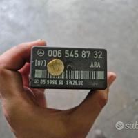 RelÃ? Pompa Benzina Per Mercedes 190E - W201