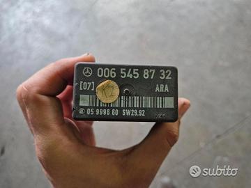 RelÃ? Pompa Benzina Per Mercedes 190E - W201