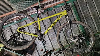 Bicicletta MTB Specialized Rockhopper da 29/M