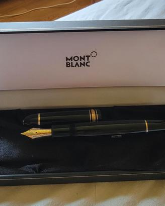 Montblanc Meisterstuck 149 con pennino in oro 18k