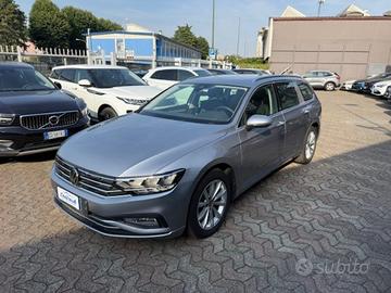 VOLKSWAGEN Passat Variant 2.0 TDI SCR 122 CV EVO