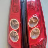 Fari posteriori Ford fiesta