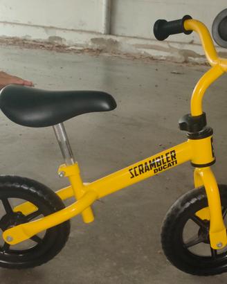 BALANCE BIKE 