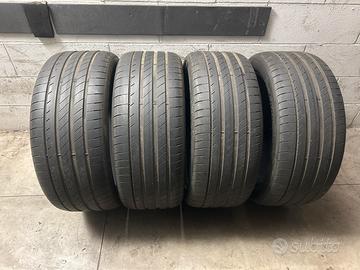 Gomme 265/40/20