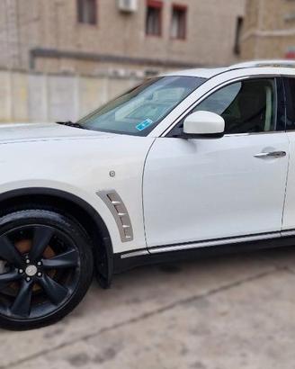 Infinity 3500 benzina + impianto GPL MOTORE ROTTO