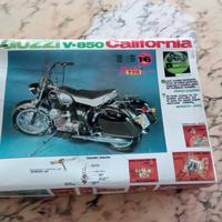 modellino moto Guzzi v-850