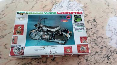 modellino moto Guzzi v-850
