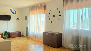 Ampia e conveniente casa vacanze VISTA MARE