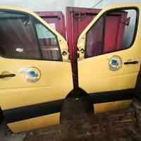 Porte anteriori dx sx Mercedes 906