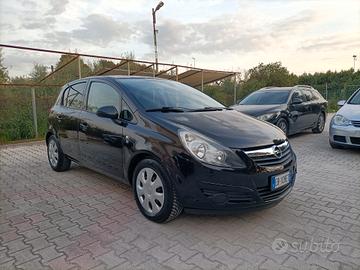 Opel Corsa 1.2 5 porte Club