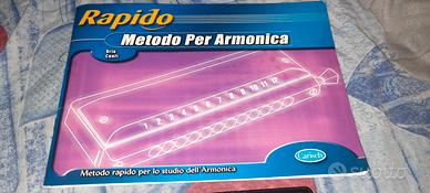 armonica con libro