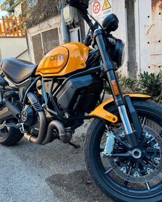 Ducati Scrambler 1100 Tribute Pro
