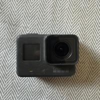 GoPro Hero 5 con batteria extra
