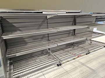 4 scaffalature espositive per merci usate