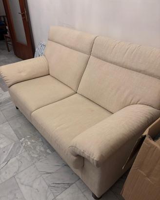 2 DIVANI COLOR PANNA