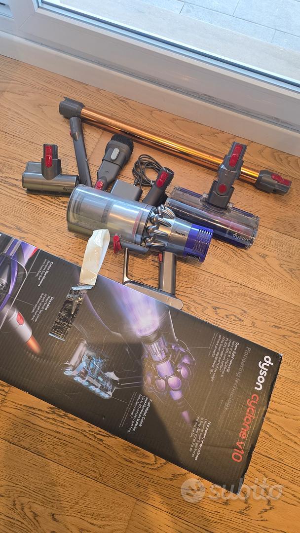 Dyson Cyclone V10 absolute - Elettrodomestici In vendita a Roma