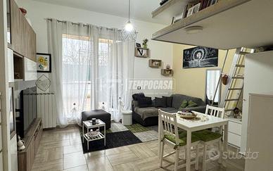 RIF. 566 - MONOLOCALE RISTRUTTURATO SENZA SPESE CO