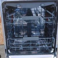 lavastoviglie whirlpool 