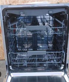 lavastoviglie whirlpool 