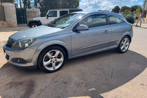 Opel Astra GTC