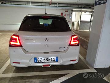Suzuki Swift top Bicolor