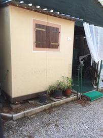 Roulotte stanziale a Marina dí Bibbona