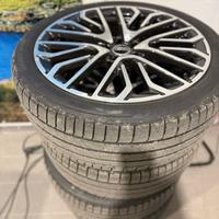 Cerchi Audi completi di Gomme originali RS 21