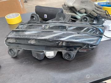 Faro anteriore destro luce diurna Peugeot 3008/500